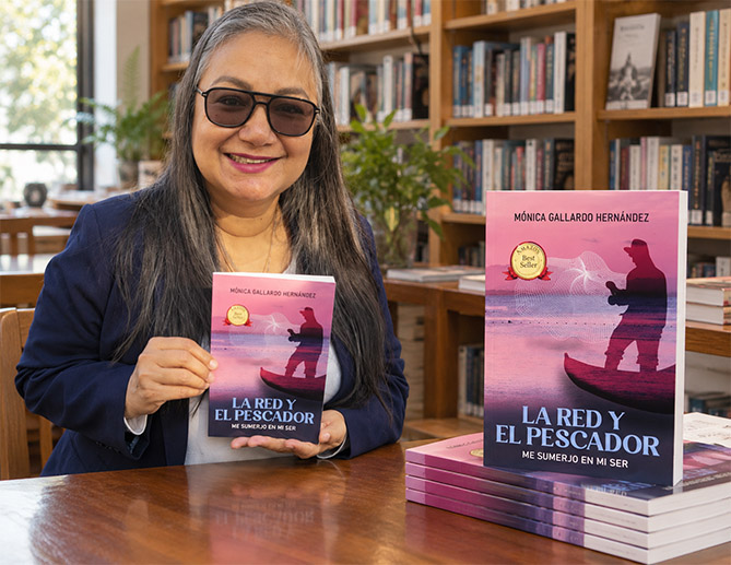 Monica Gallardo Hernandez, escritora